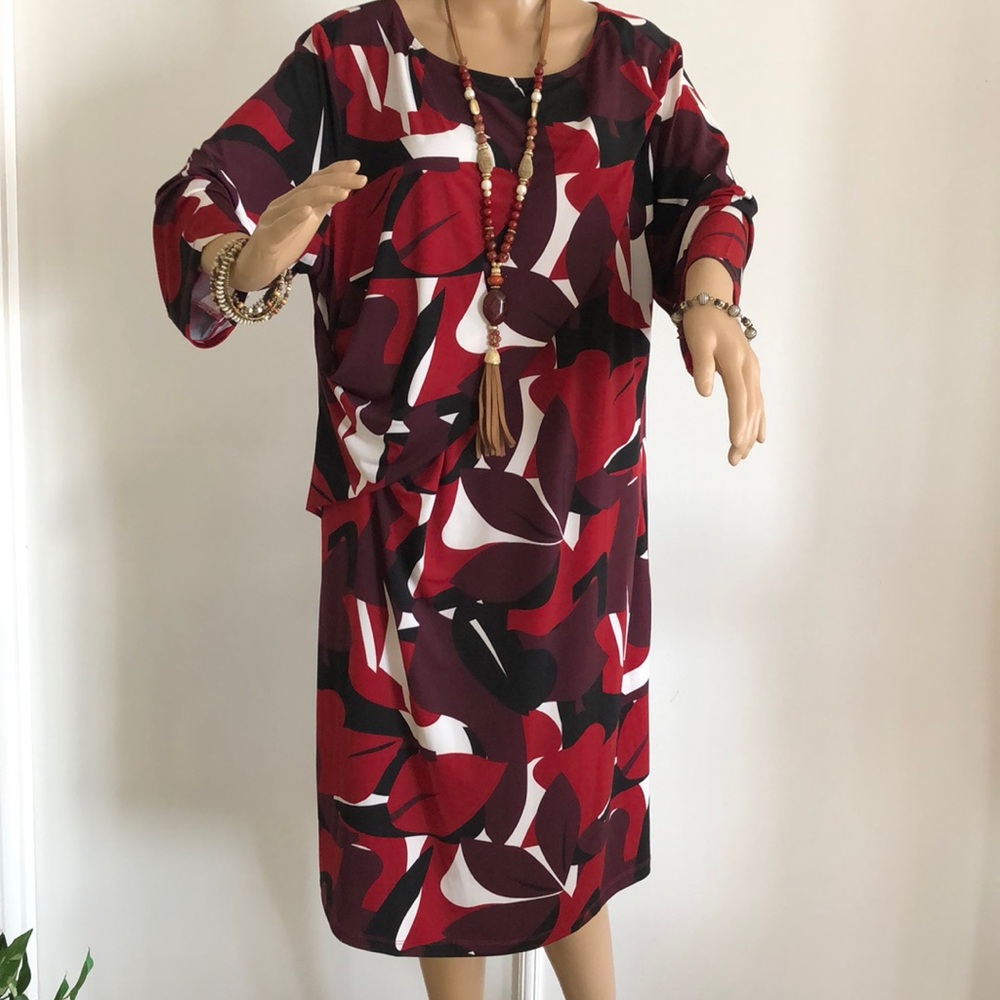 FAIR LADY SZ 16P At Ease Outfit.Straight Shift Style round neckline panel front